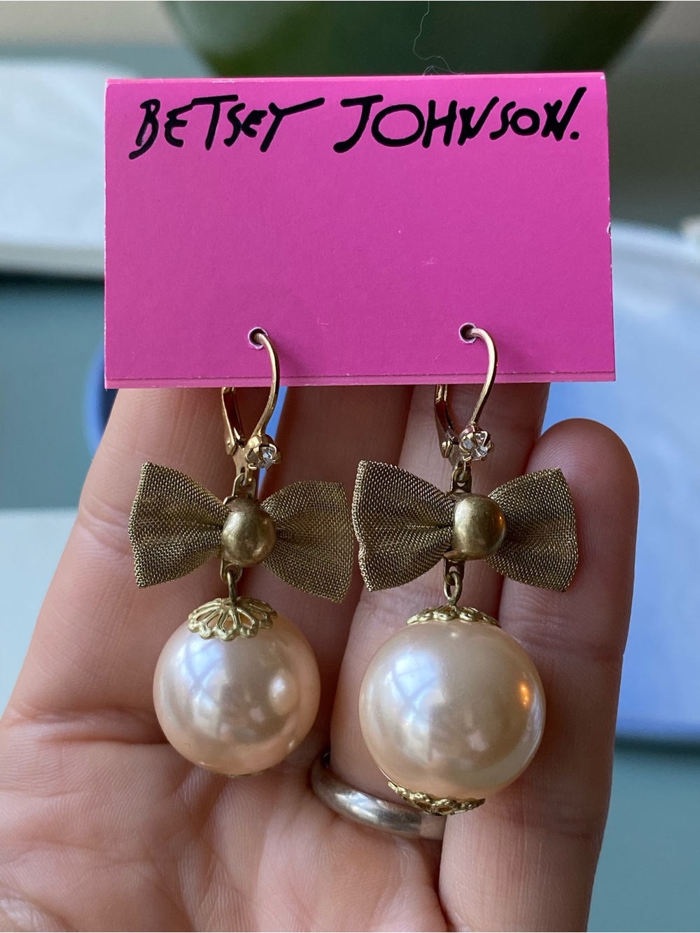 Betsey Johnson Gold Bow Pearl Drop Earrings - Gold and Creamy Pearl